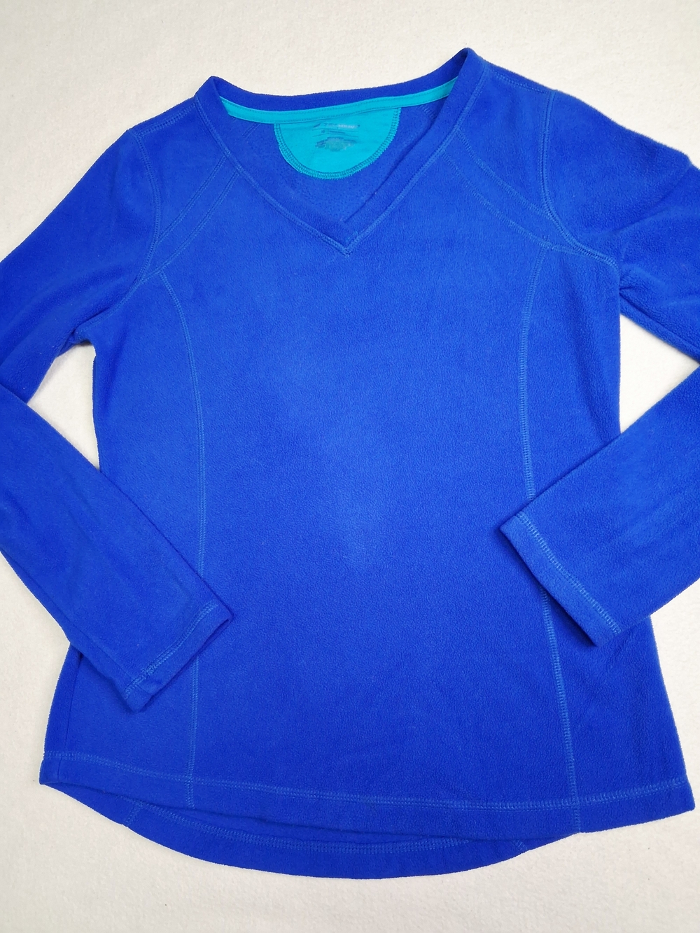 tek gear Women's Long Sleeve V-Neck Top in Royal Blue - Picture 2 of 6